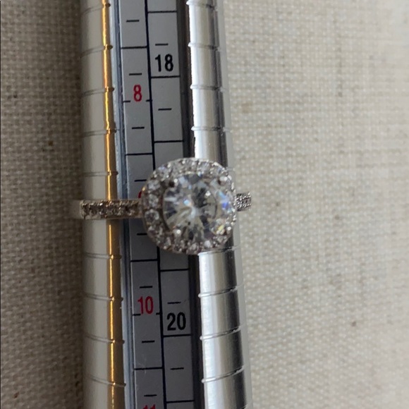 CZ solitaire ring - Picture 6 of 8
